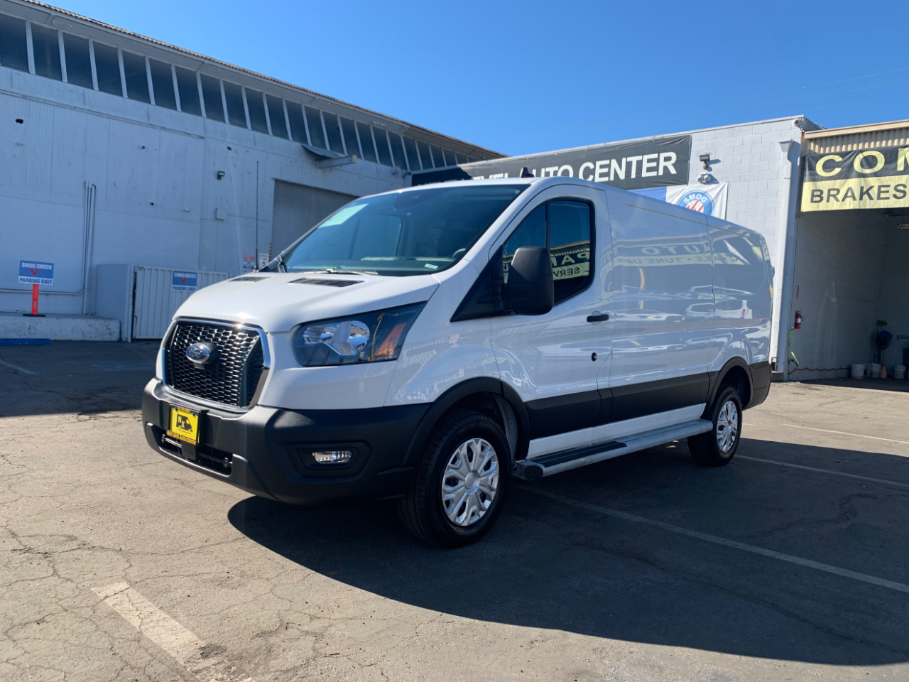 Ford Transit Cargo Van T-250 130" Low Rf 9070 GVWR RWD 2024