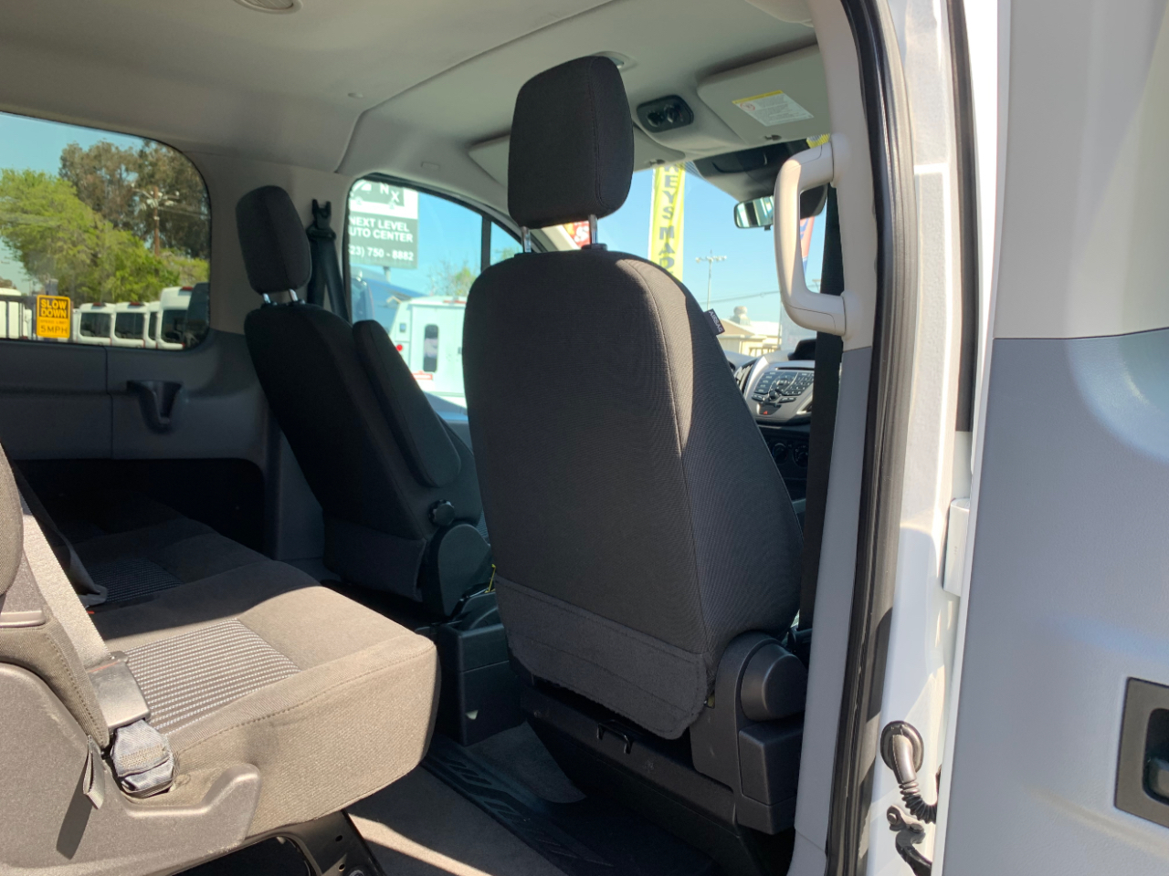 Ford Transit Wagon T-350 148" Low Roof XLT Swing-Out RH Dr 2016