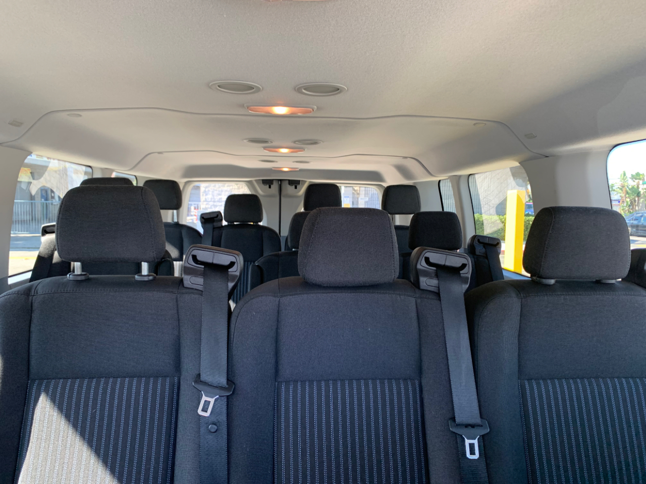 Ford Transit Wagon T-350 148" Low Roof XLT Swing-Out RH Dr 2016