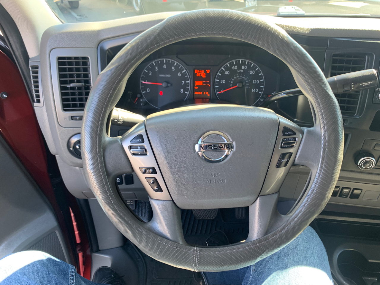 Nissan NV Cargo NV2500 HD Standard Roof V6 SV 2021