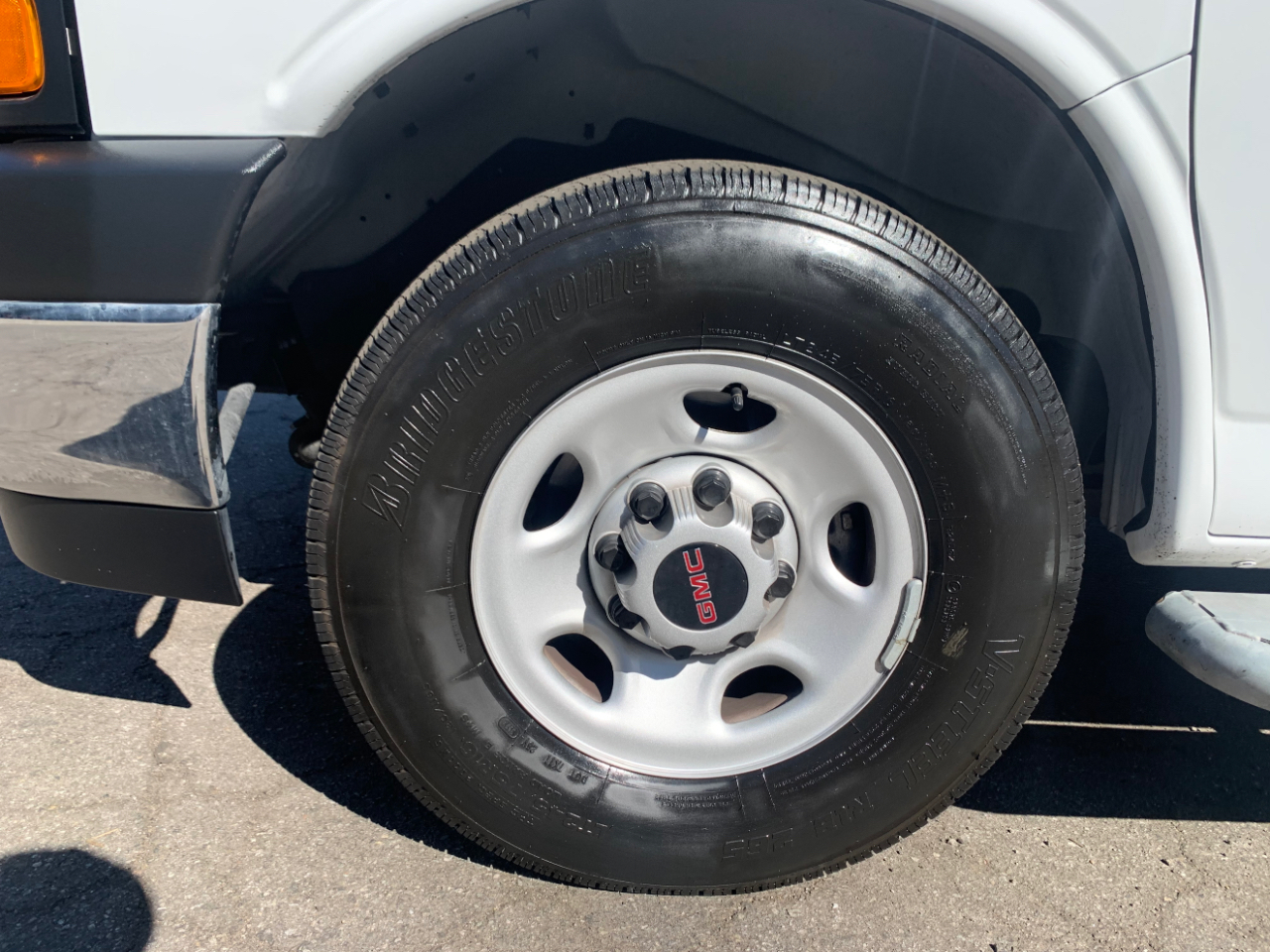 GMC Savana Cargo Van RWD 2500 135" 2024