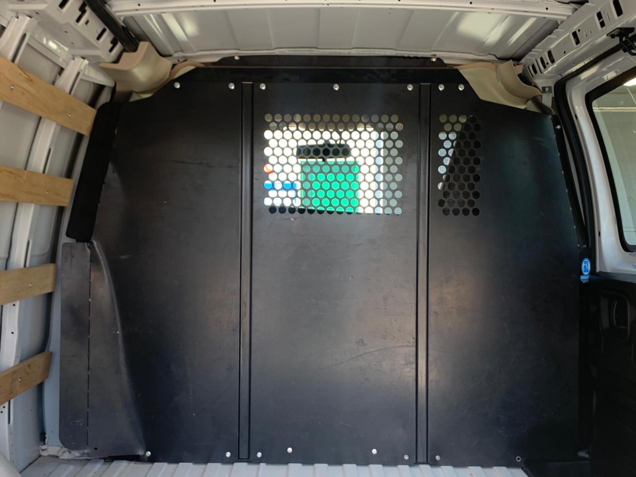 GMC Savana Cargo Van RWD 2500 135" 2024