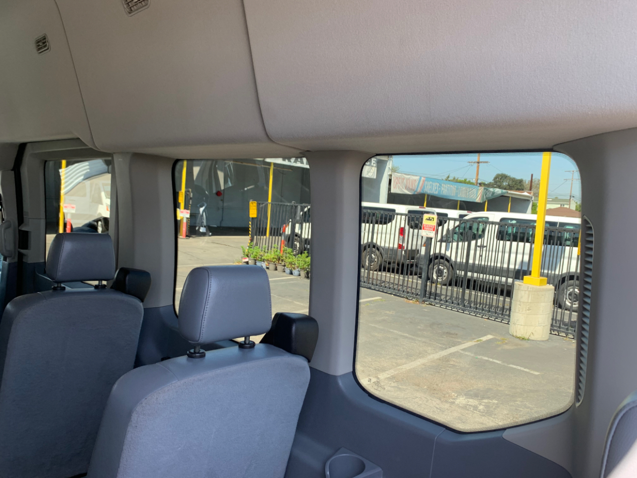 Ford Transit Passenger Wagon T-350 148" High Roof XLT Sliding RH Dr 2019