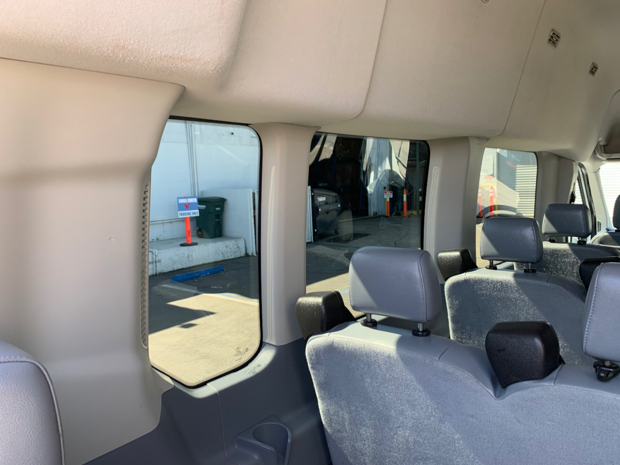 Ford Transit Passenger Wagon T-350 148" High Roof XLT Sliding RH Dr 2019