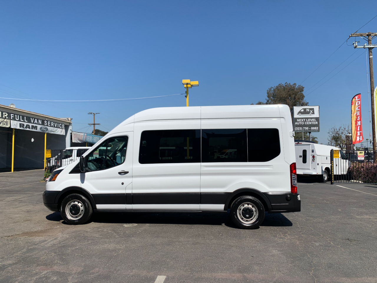 Ford Transit Passenger Wagon T-350 148" High Roof XLT Sliding RH Dr 2019