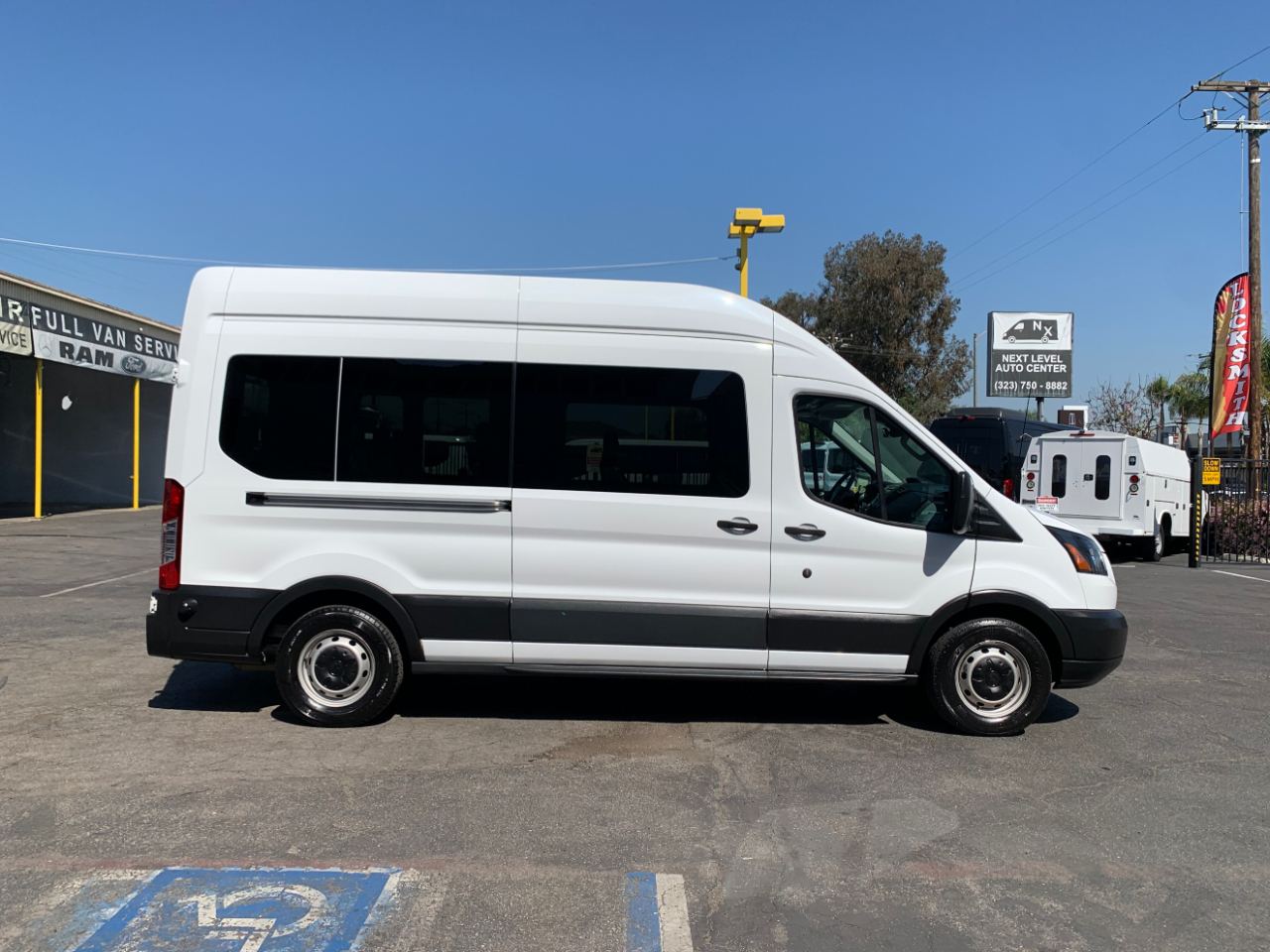 Ford Transit Passenger Wagon T-350 148" High Roof XLT Sliding RH Dr 2019