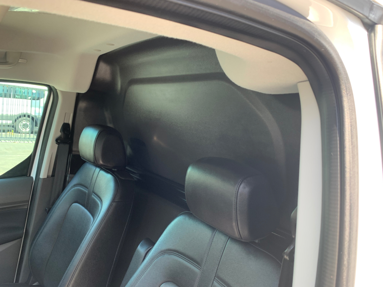 Ford Transit Connect Van XL LWB w/Rear Symmetrical Doors 2021