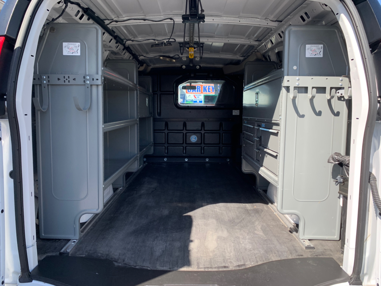 GMC Savana Cargo Van RWD 2500 135" 2024