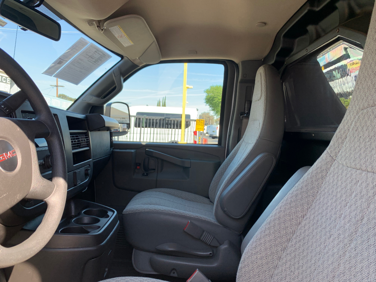 GMC Savana Cargo Van RWD 2500 135" 2024