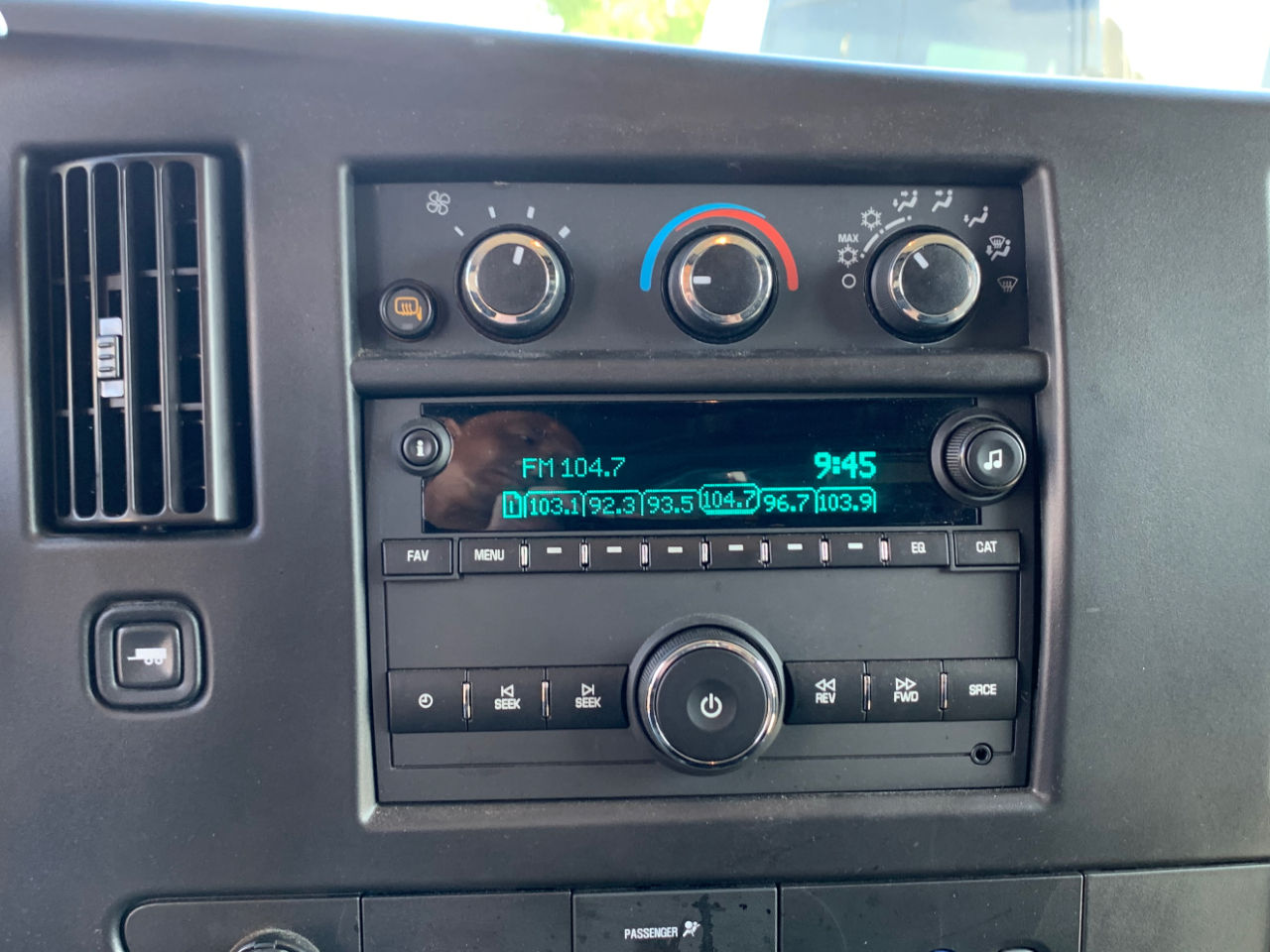 GMC Savana Cargo Van RWD 2500 135" 2024