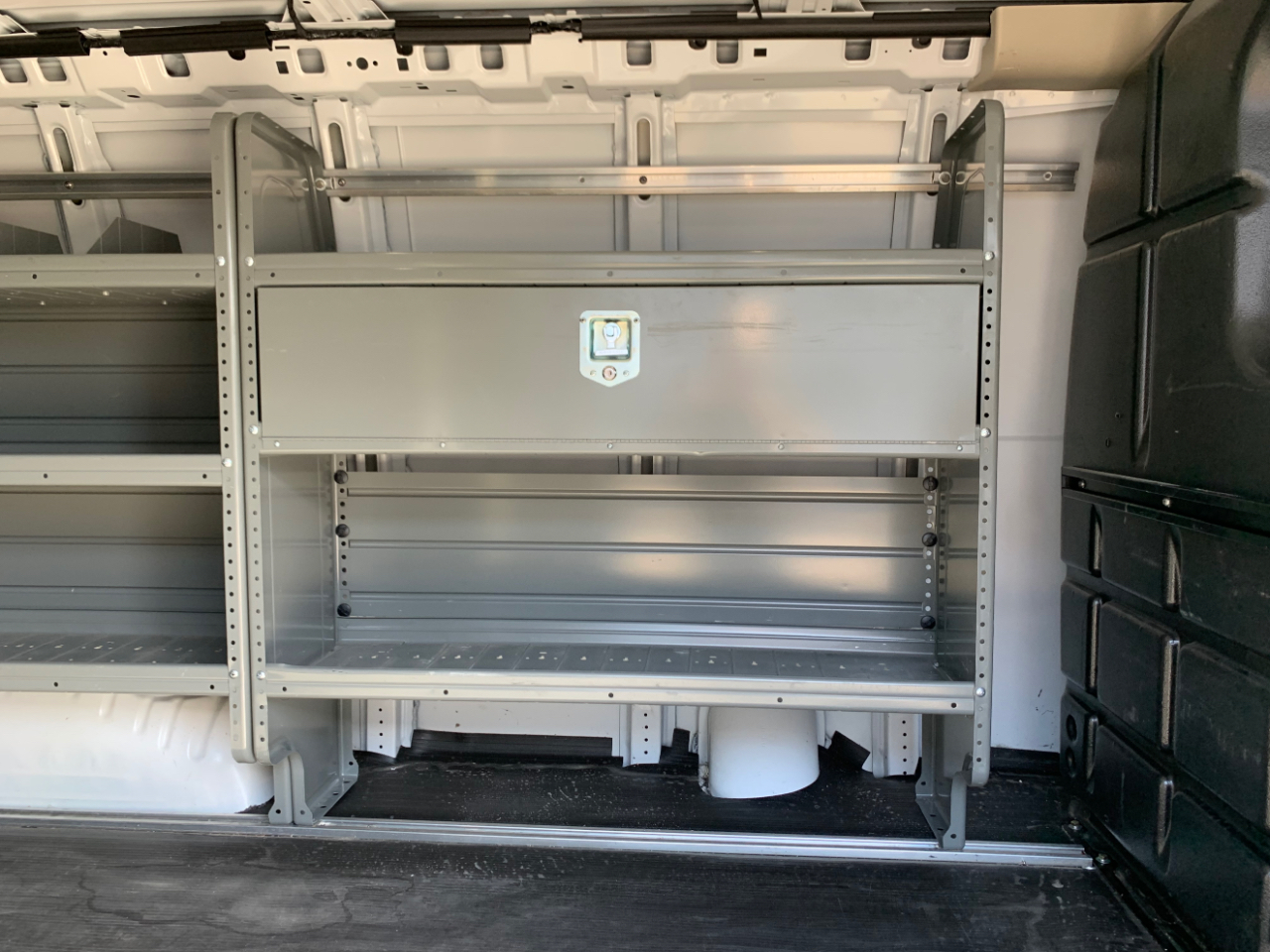 GMC Savana Cargo Van RWD 2500 135" 2024