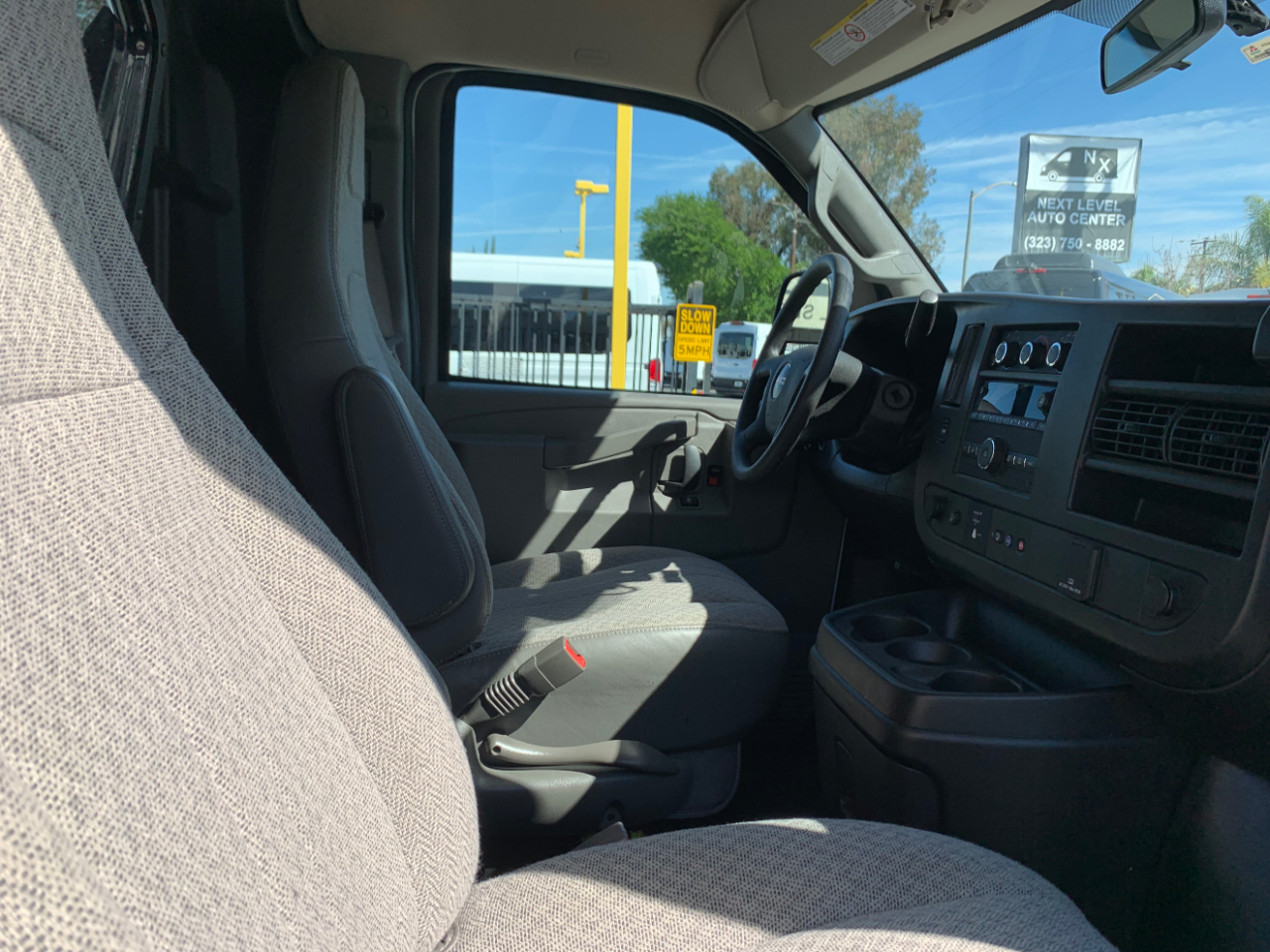 GMC Savana Cargo Van RWD 2500 135" 2024