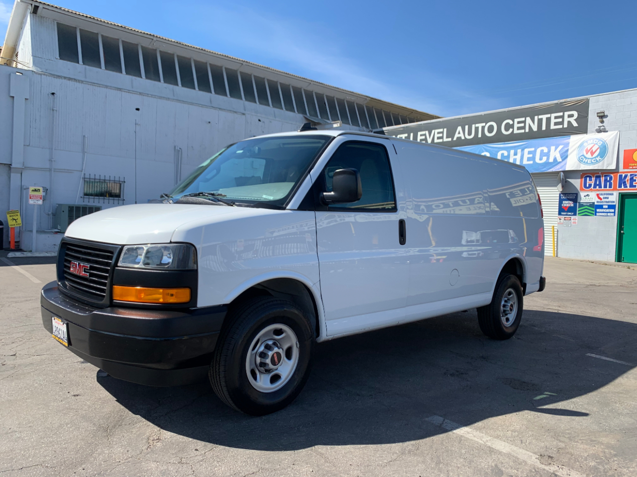 GMC Savana Cargo Van RWD 2500 135" 2024