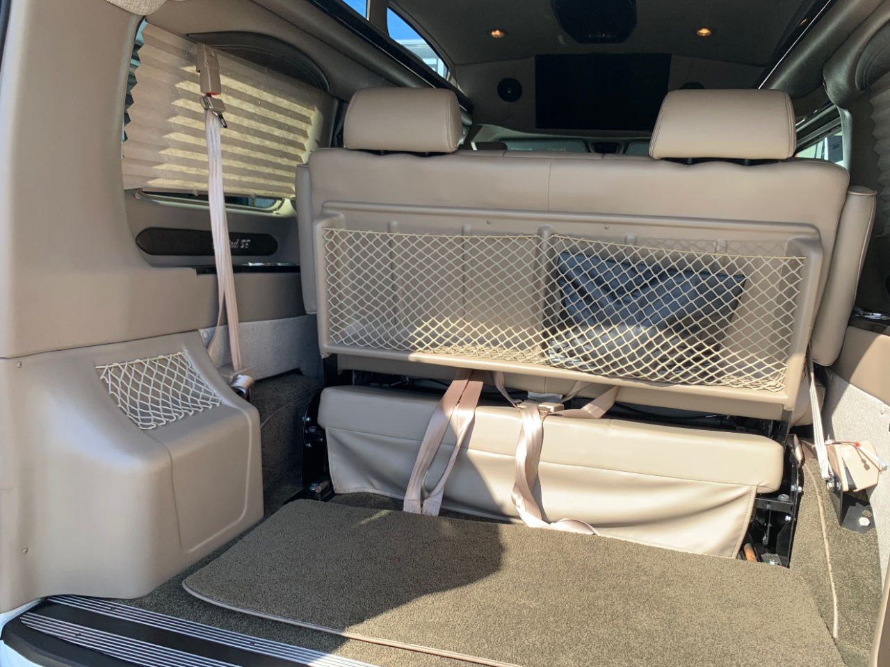 Ford Transit Cargo Van T-150 130" Low Rf 8670 GVWR RWD 2020