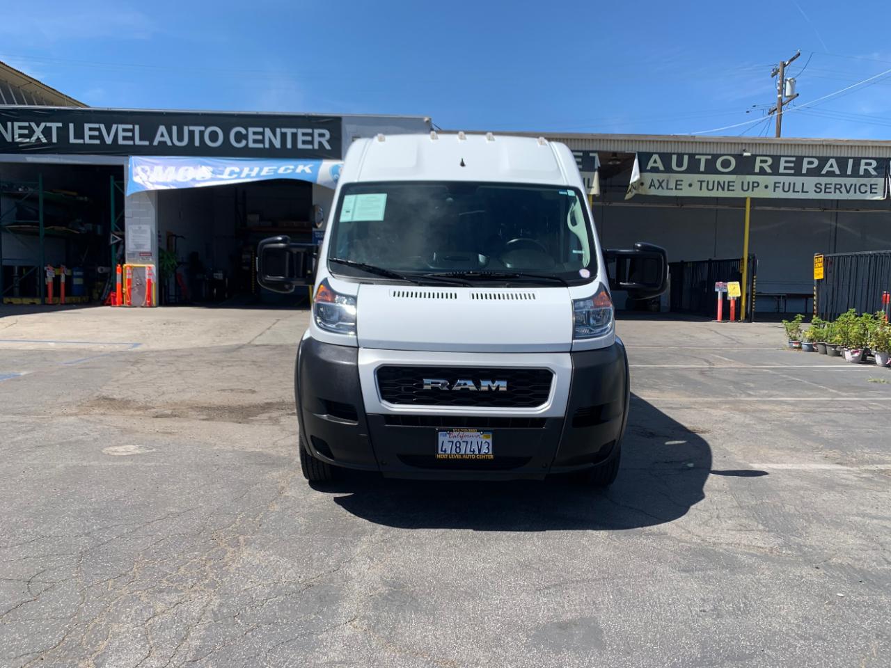 View vehicle photo 3