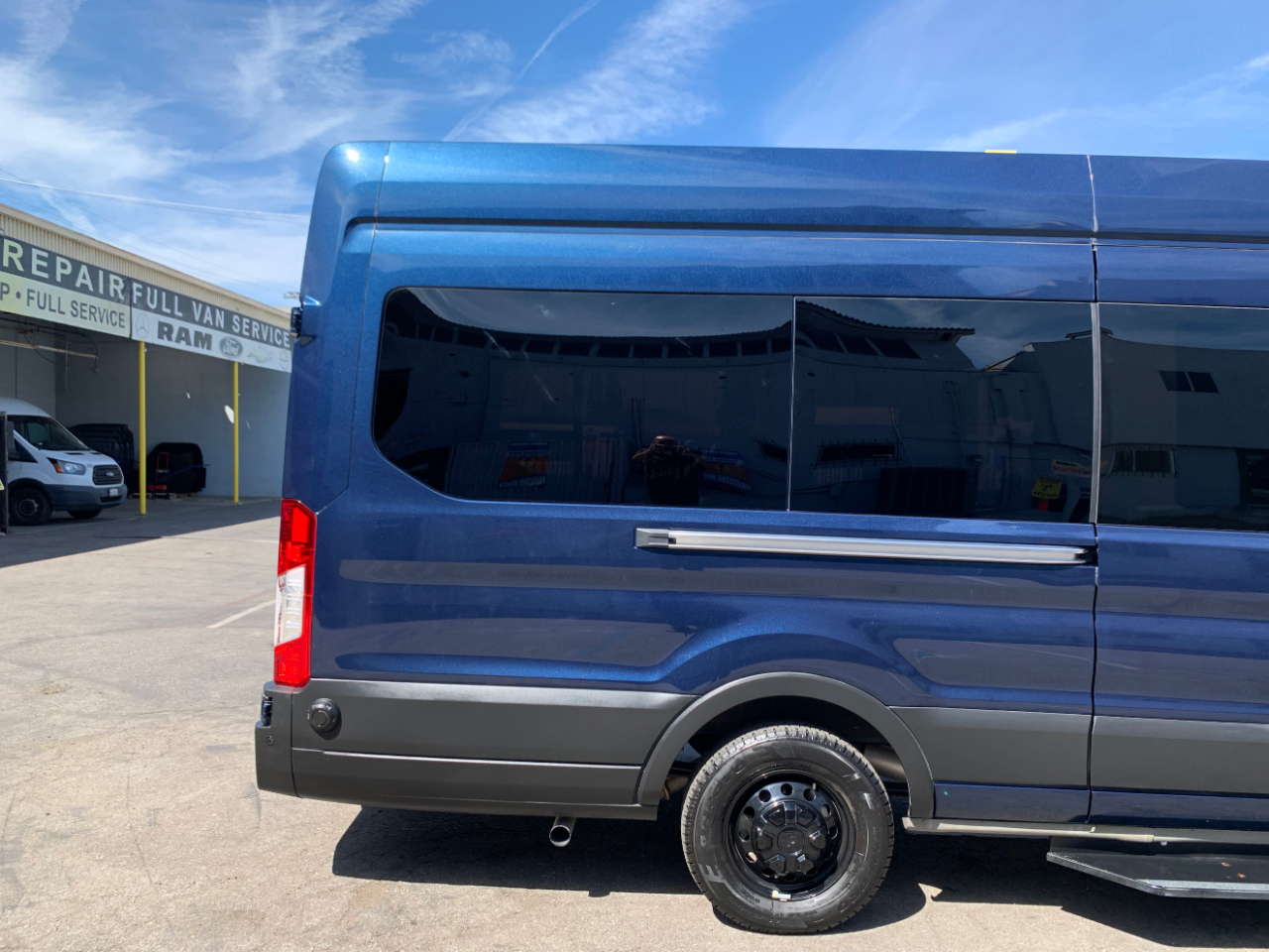 Ford Transit Cargo Van T-250 148" EL Hi Rf 9070 GVWR AWD 2022