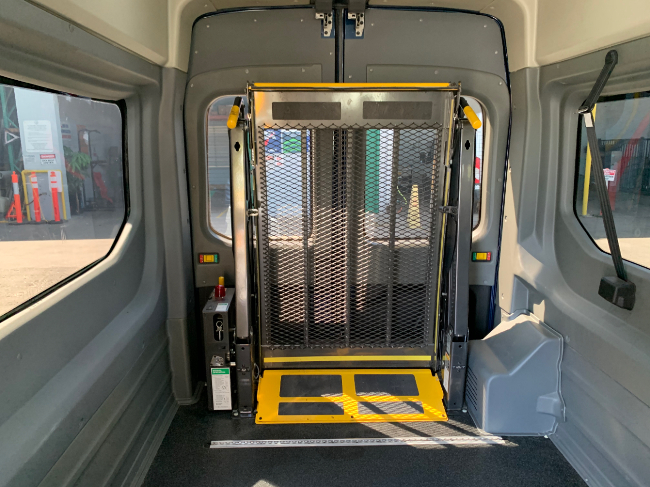 Ford Transit Cargo Van T-250 148" EL Hi Rf 9070 GVWR AWD 2022