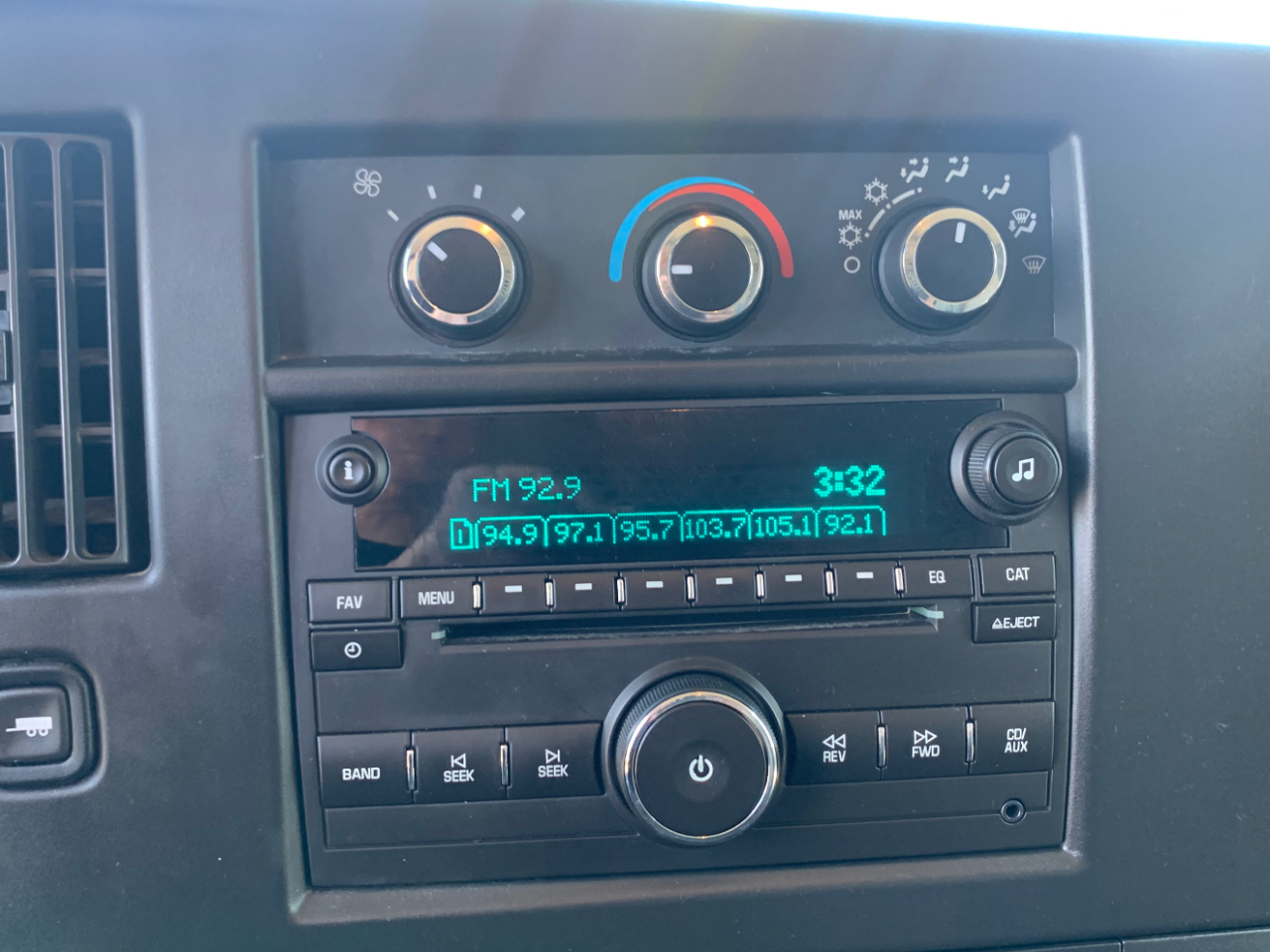 Chevrolet Express Cargo Van RWD 2500 155" 2018