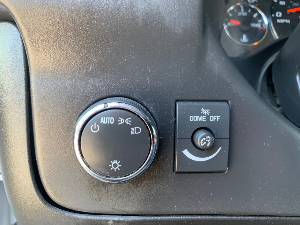 Chevrolet Express Cargo Van RWD 2500 155" 2018