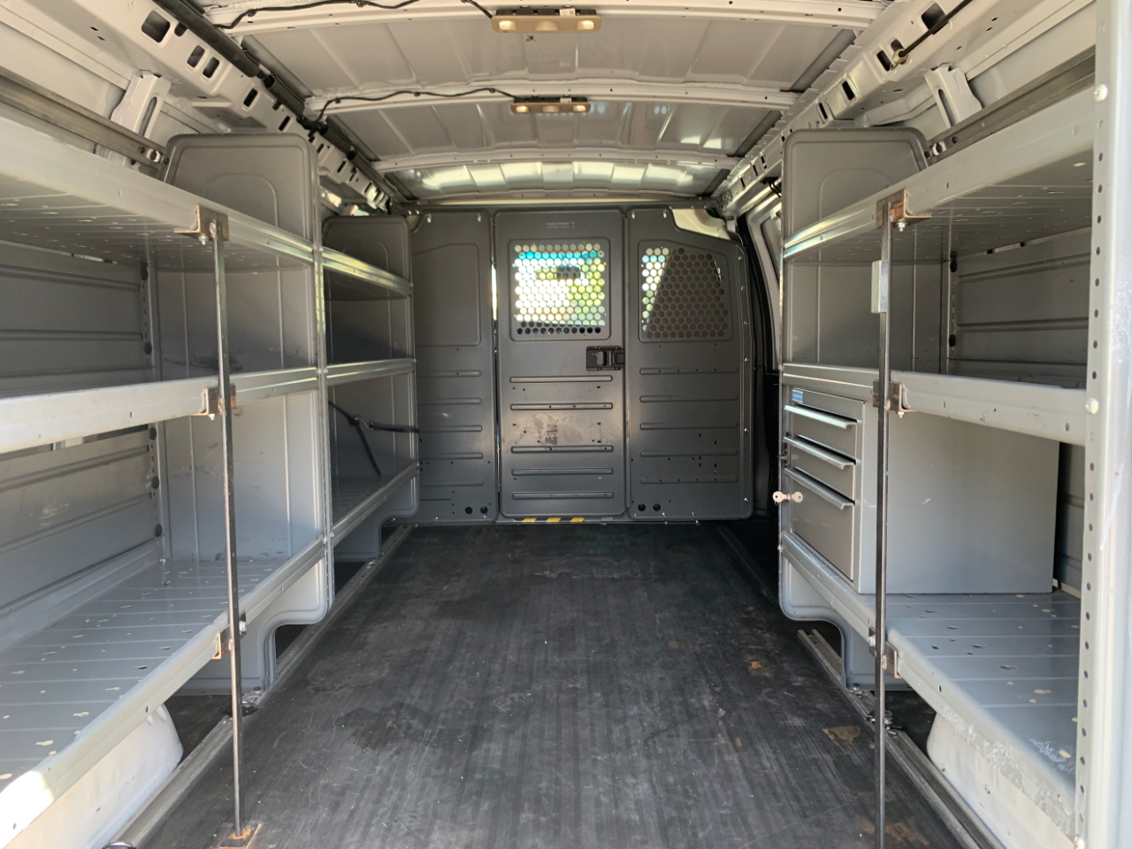 Chevrolet Express Cargo Van RWD 2500 155" 2018
