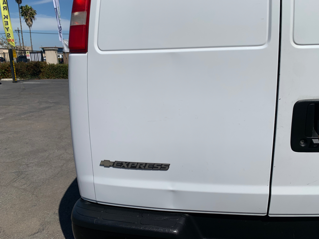 Chevrolet Express Cargo Van RWD 2500 155" 2018