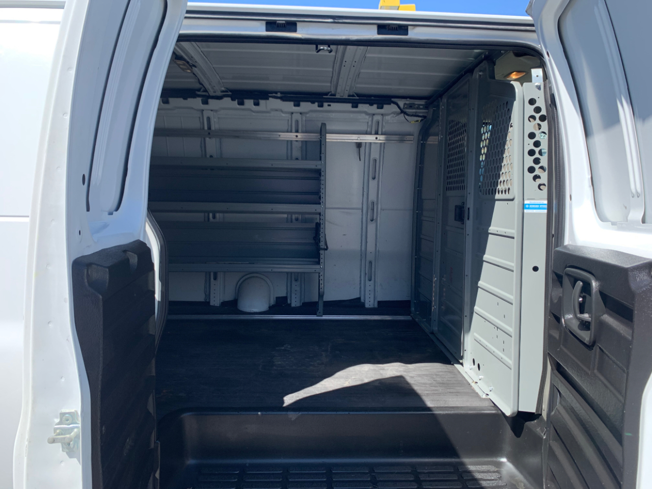 Chevrolet Express Cargo Van RWD 2500 155" 2018