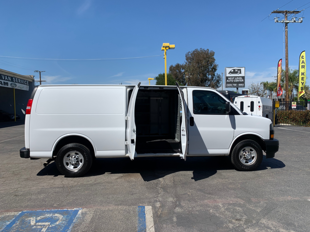 Chevrolet Express Cargo Van RWD 2500 155" 2018