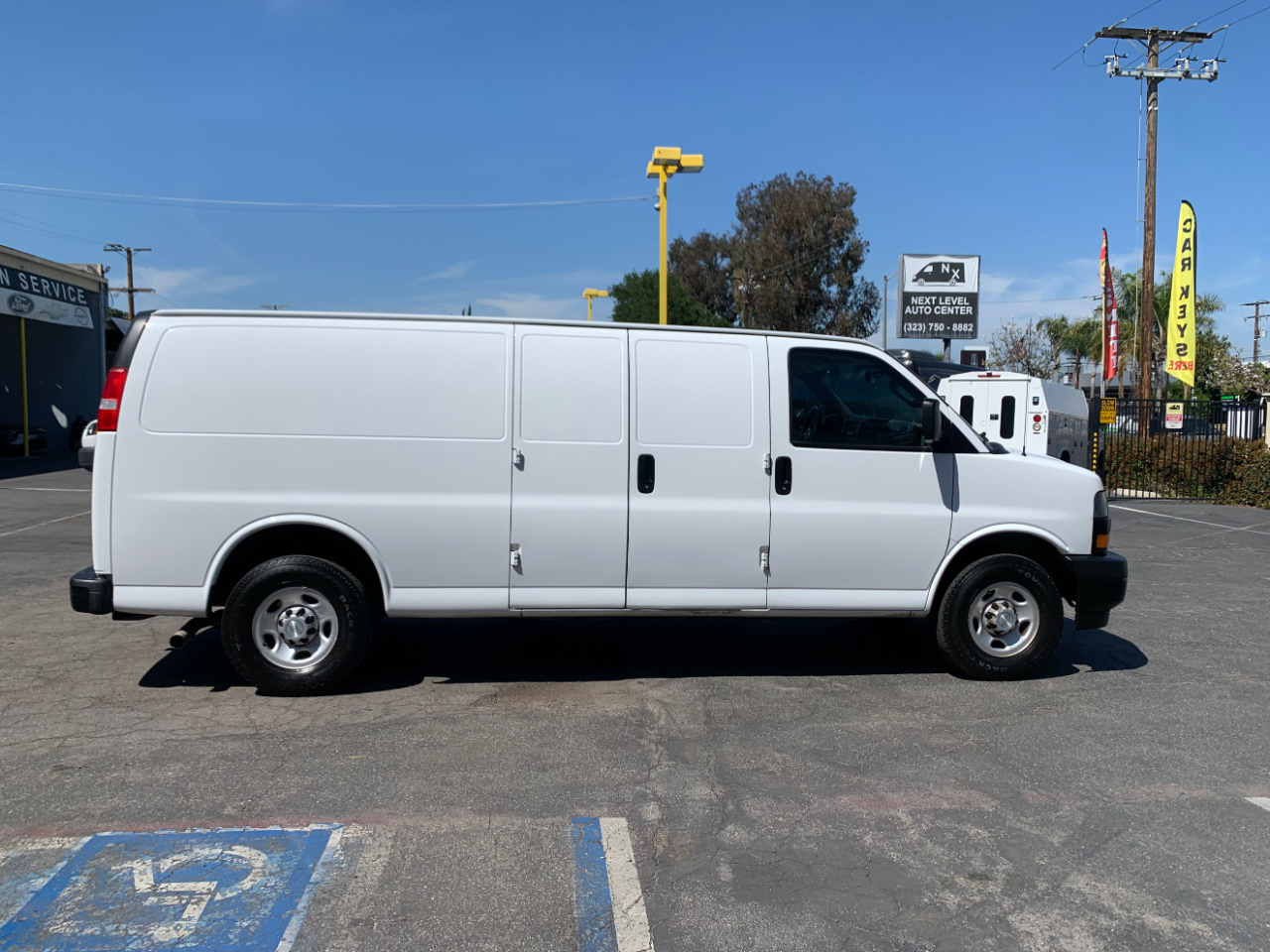 Chevrolet Express Cargo Van RWD 2500 155" 2018