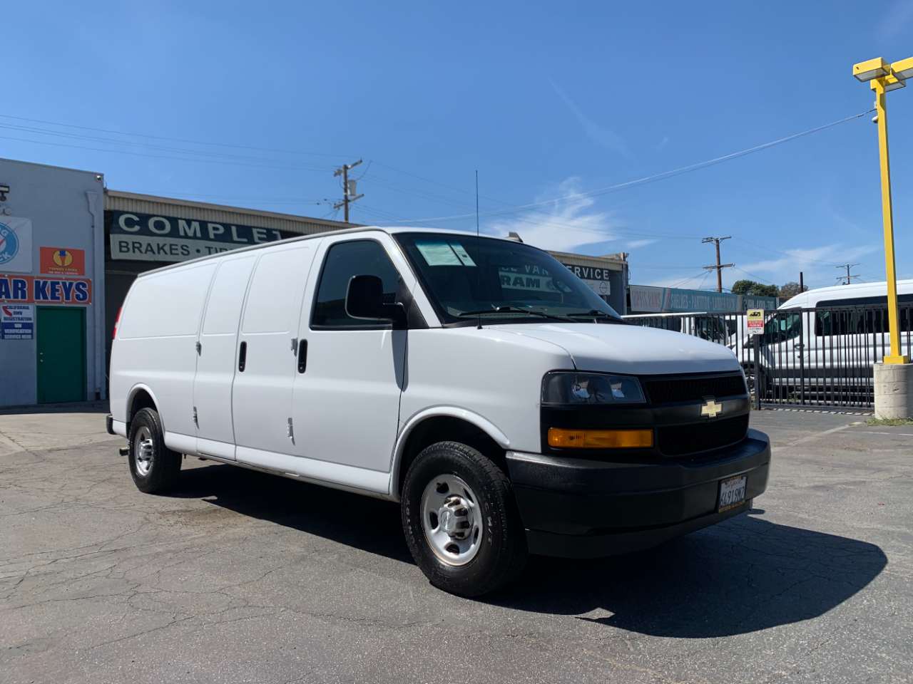 Chevrolet Express Cargo Van RWD 2500 155" 2018