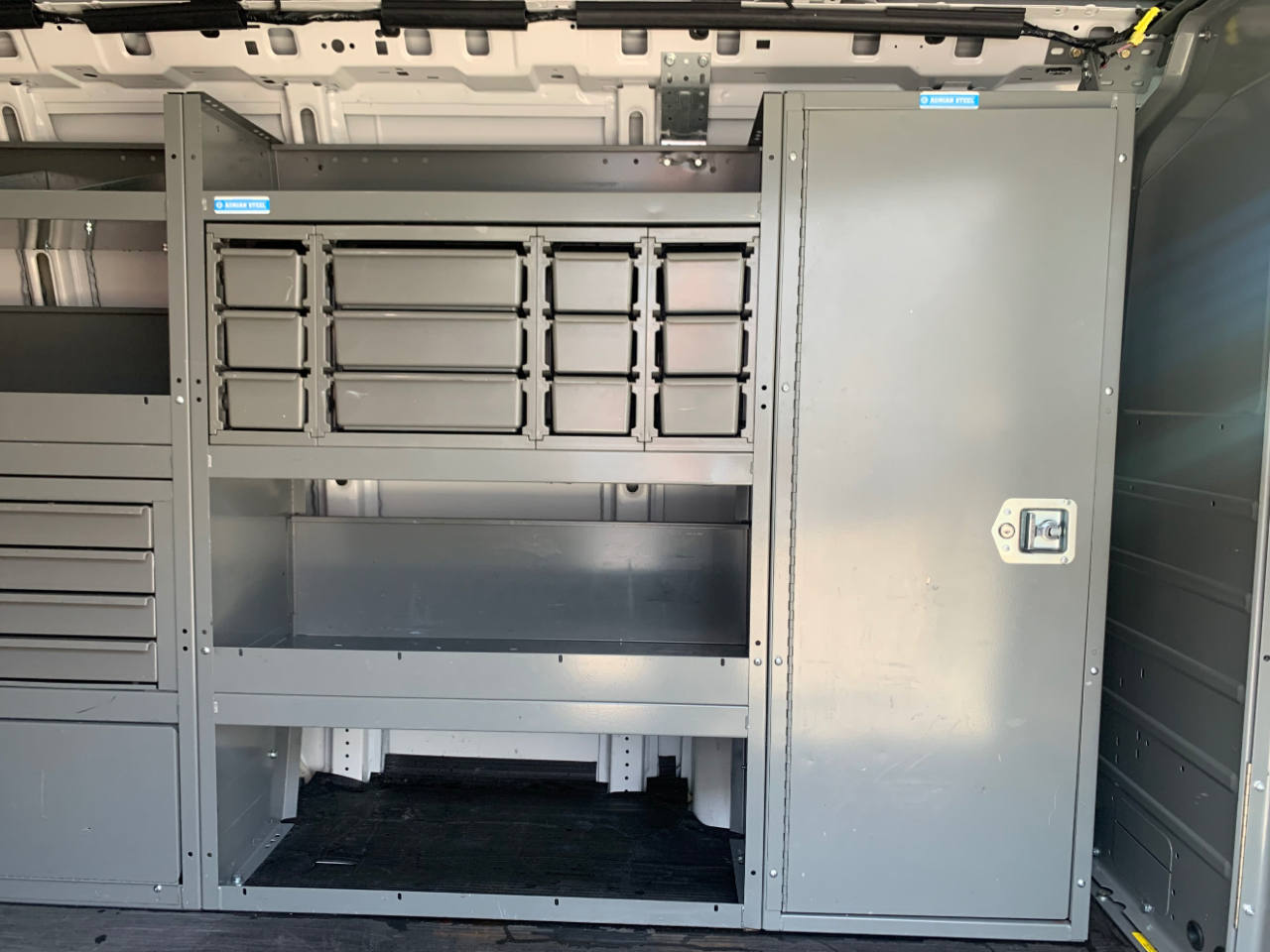 Chevrolet Express Cargo Van RWD 2500 135" 2022