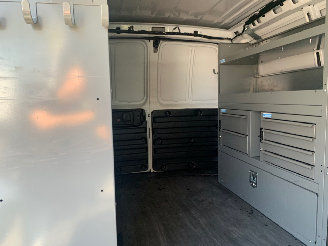 Chevrolet Express Cargo Van RWD 2500 135" 2022