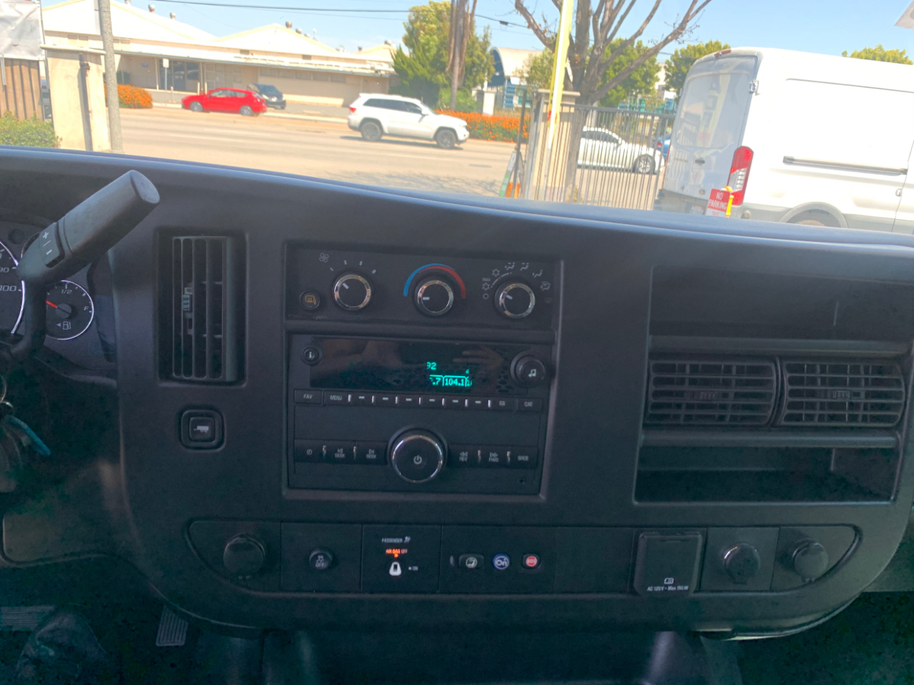 Chevrolet Express Cargo Van RWD 2500 135" 2022