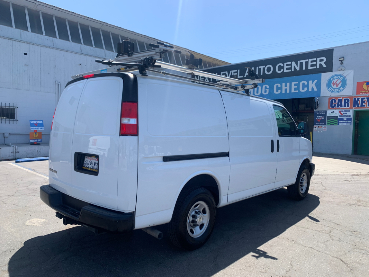 Chevrolet Express Cargo Van RWD 2500 135" 2022