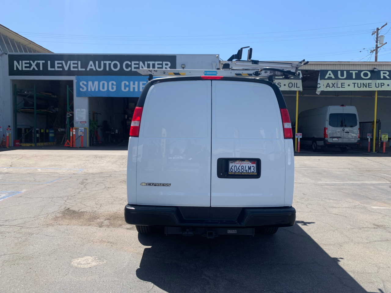 Chevrolet Express Cargo Van RWD 2500 135" 2022