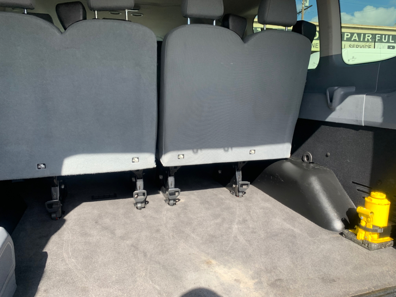 Ford Transit Wagon T-350 148" Low Roof XLT Sliding RH Dr 2017