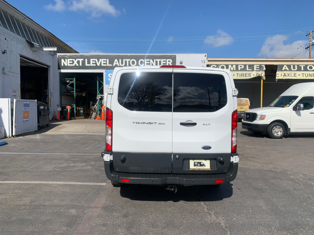Ford Transit Wagon T-350 148" Low Roof XLT Sliding RH Dr 2017