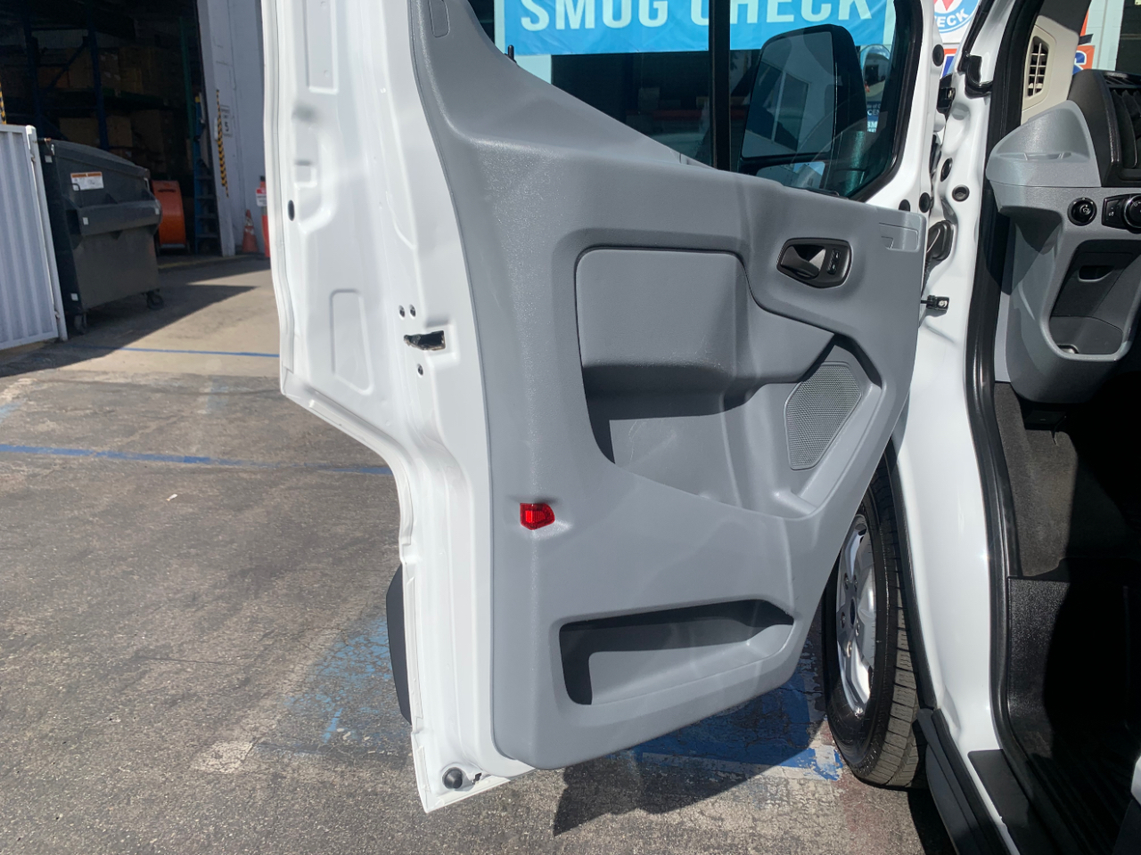 Ford Transit Wagon T-350 148" Low Roof XLT Sliding RH Dr 2017