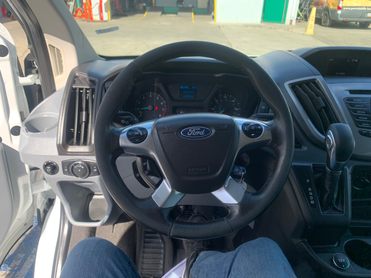 Ford Transit Wagon T-350 148" Low Roof XLT Sliding RH Dr 2017