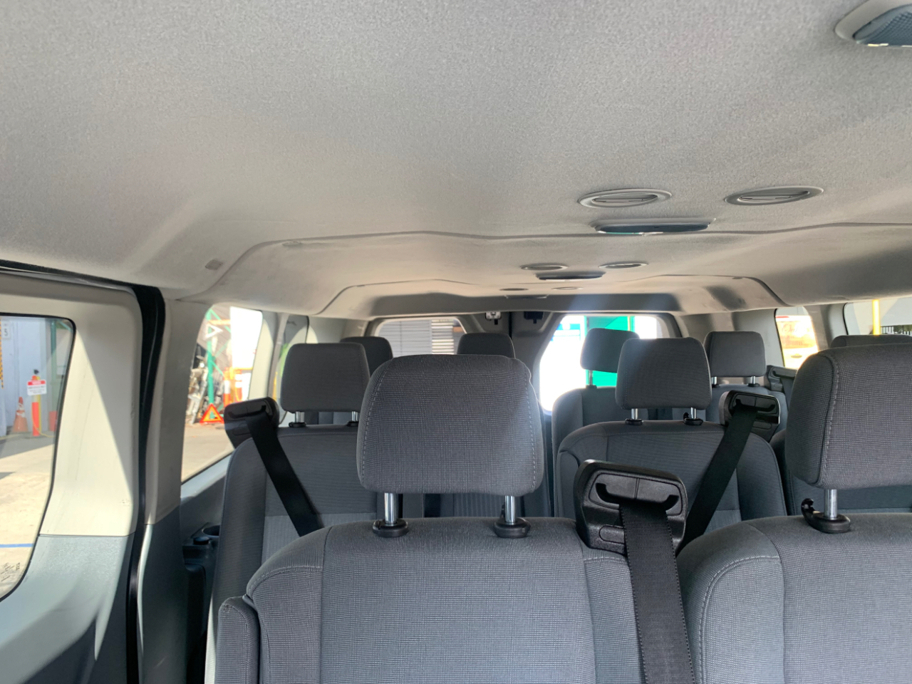 Ford Transit Wagon T-350 148" Low Roof XLT Sliding RH Dr 2017