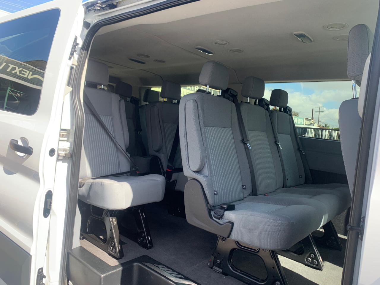 Ford Transit Wagon T-350 148" Low Roof XLT Sliding RH Dr 2017