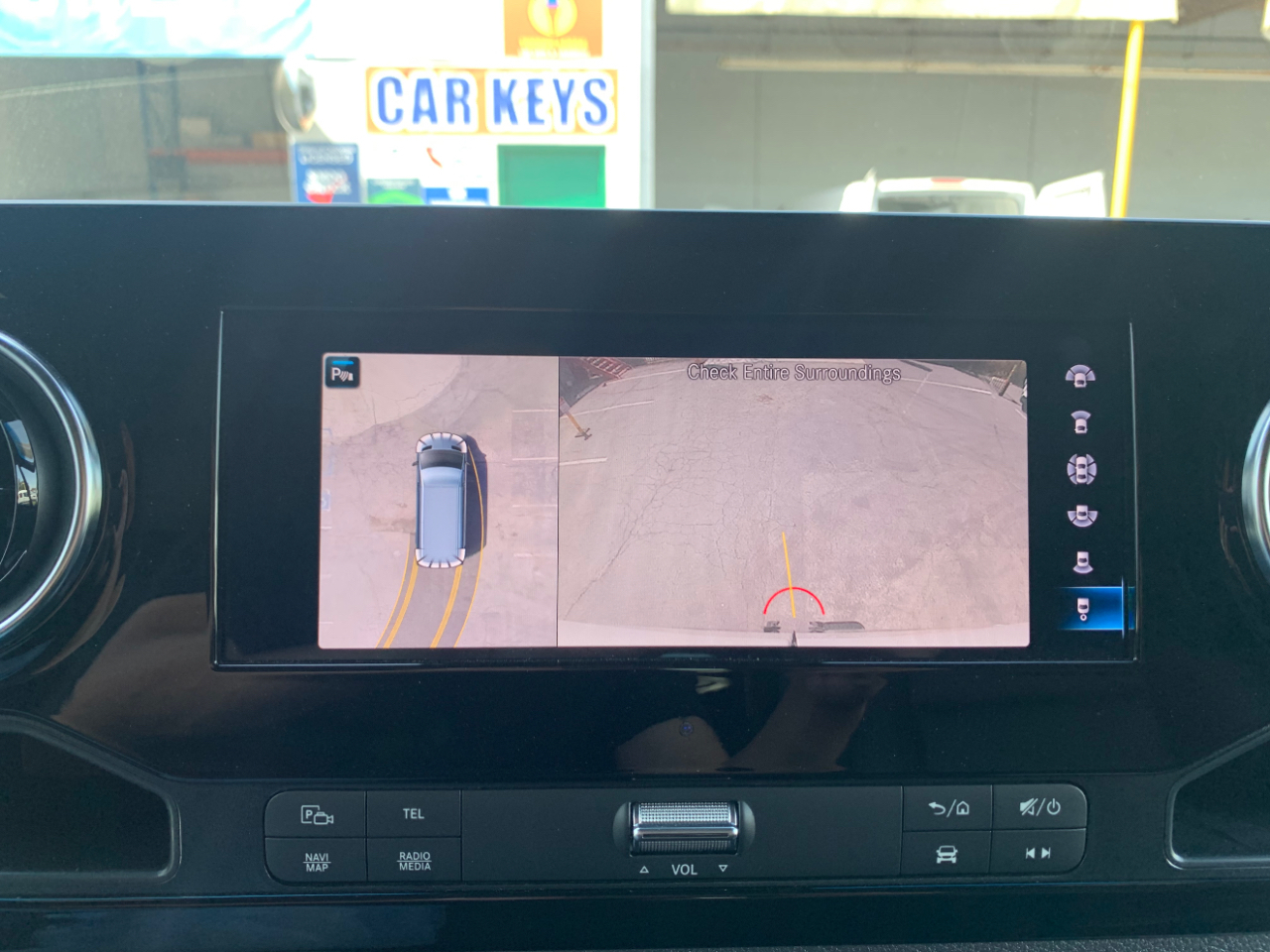 Mercedes-Benz Sprinter Van 2500 High Roof V6 170" RWD 2022