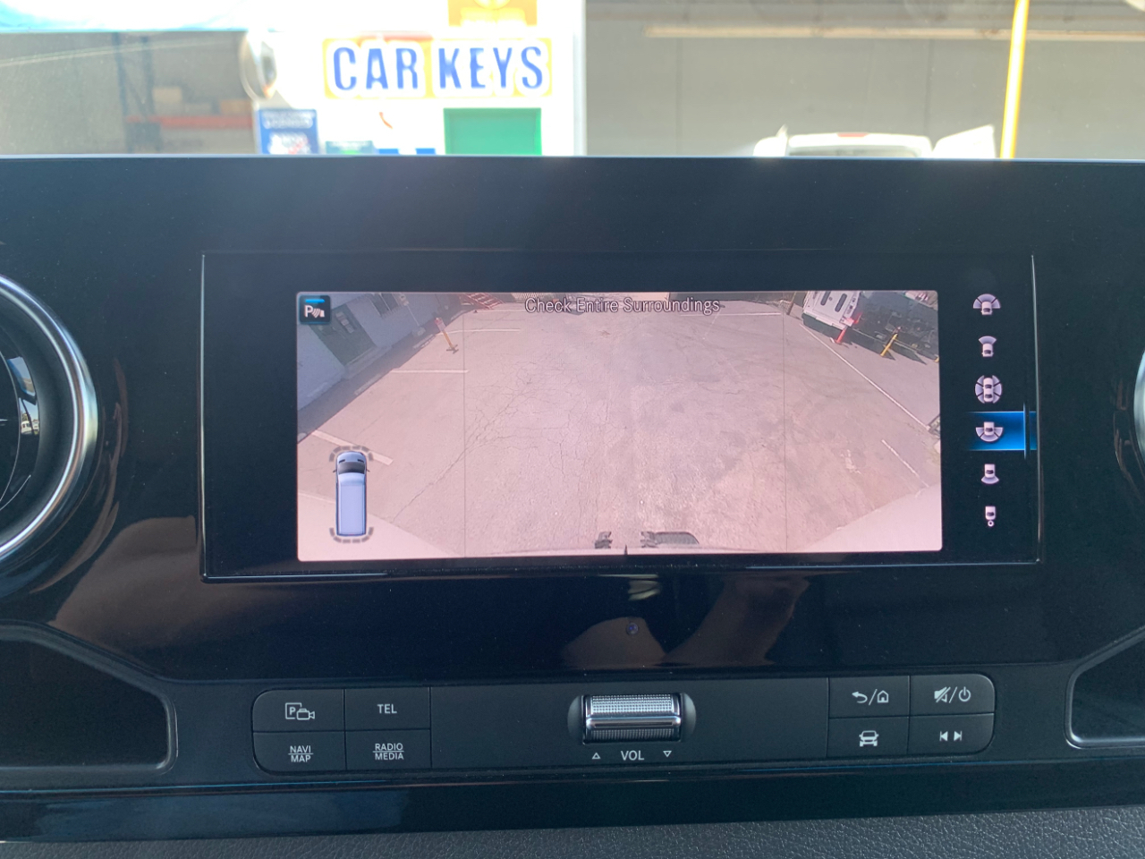 Mercedes-Benz Sprinter Van 2500 High Roof V6 170" RWD 2022