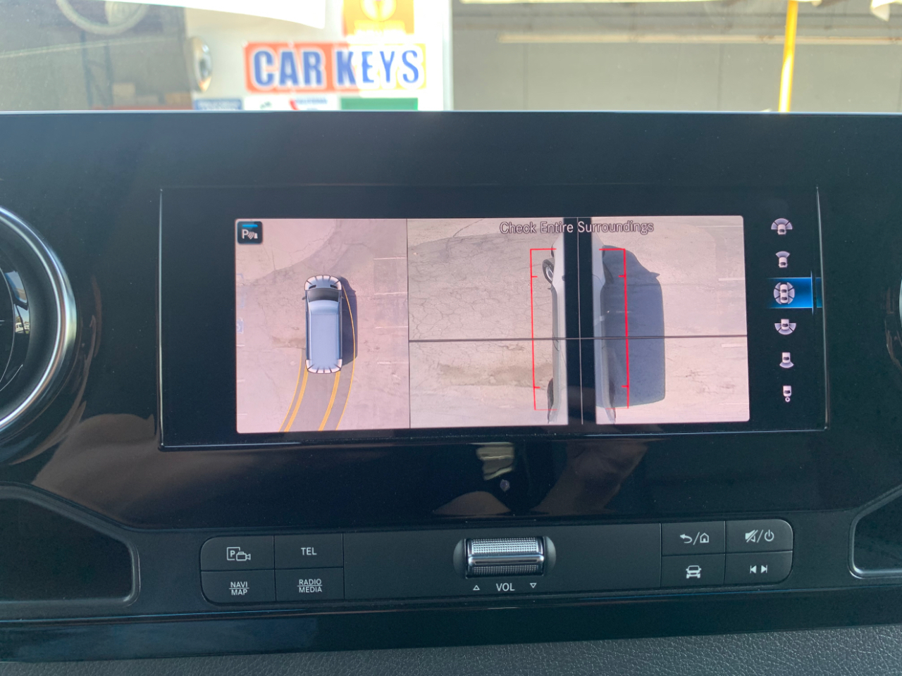 Mercedes-Benz Sprinter Van 2500 High Roof V6 170" RWD 2022