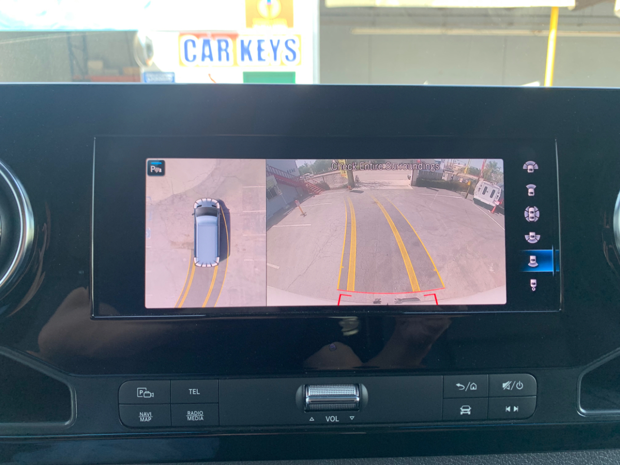 Mercedes-Benz Sprinter Van 2500 High Roof V6 170" RWD 2022