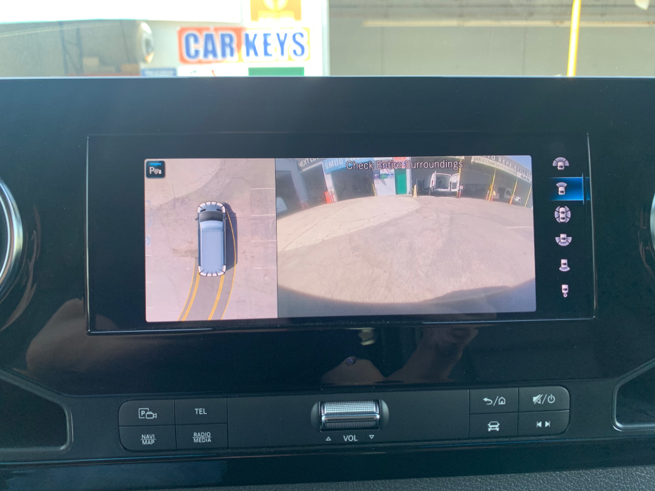 Mercedes-Benz Sprinter Van 2500 High Roof V6 170" RWD 2022