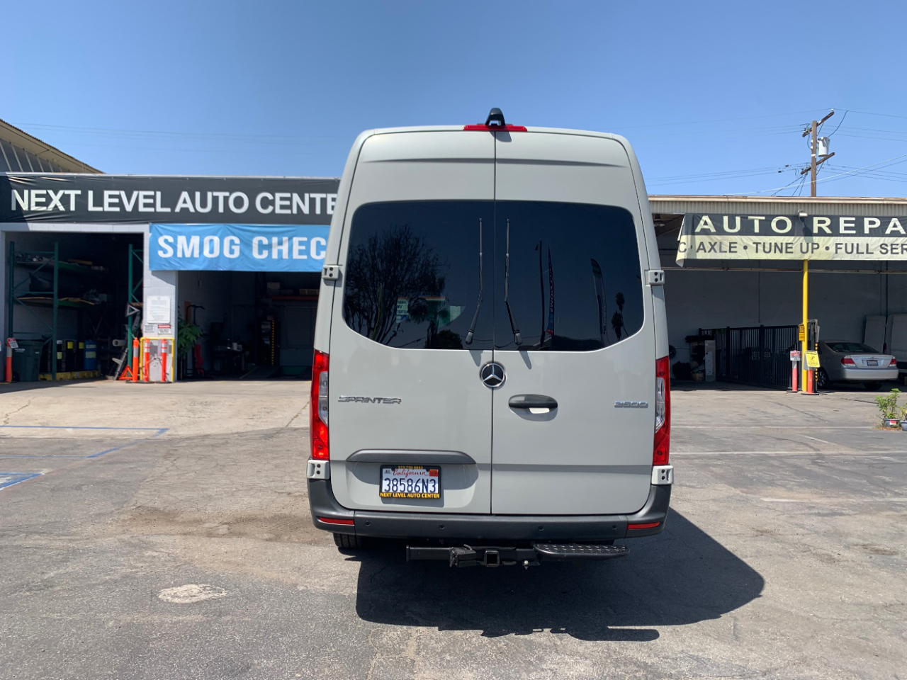 Mercedes-Benz Sprinter Van 2500 High Roof V6 170" RWD 2022