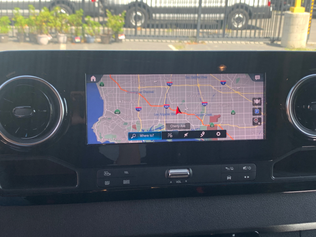 Mercedes-Benz Sprinter Van 2500 High Roof V6 170" RWD 2022