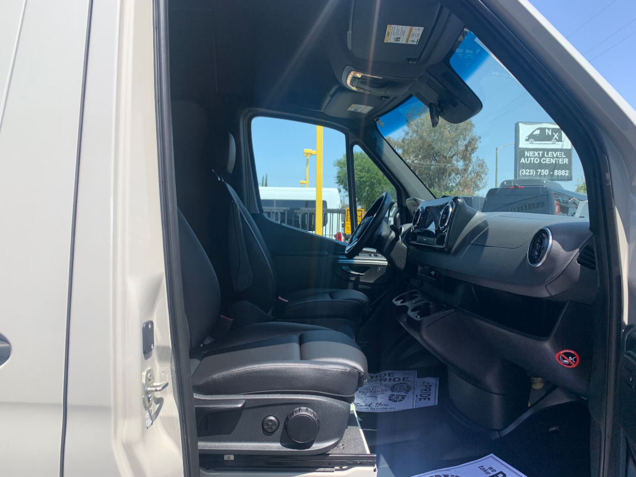 Mercedes-Benz Sprinter Van 2500 High Roof V6 170" RWD 2022