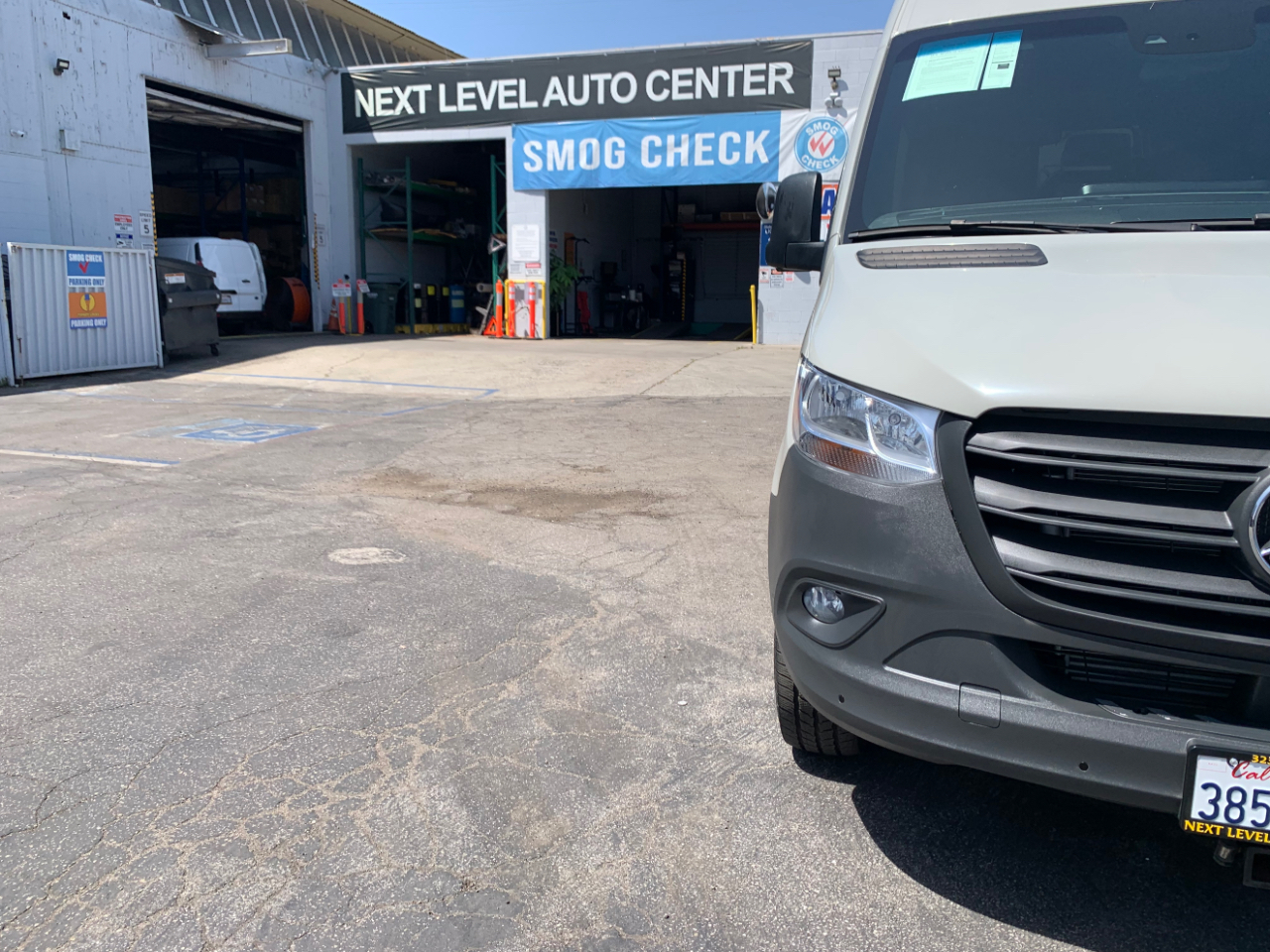 Mercedes-Benz Sprinter Van 2500 High Roof V6 170" RWD 2022