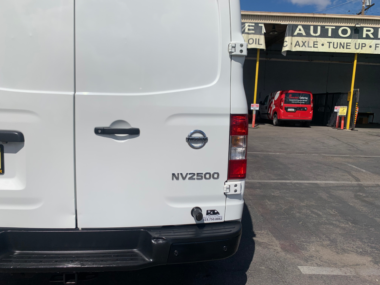 Nissan NV Cargo NV2500 HD High Roof V8 SV 2019